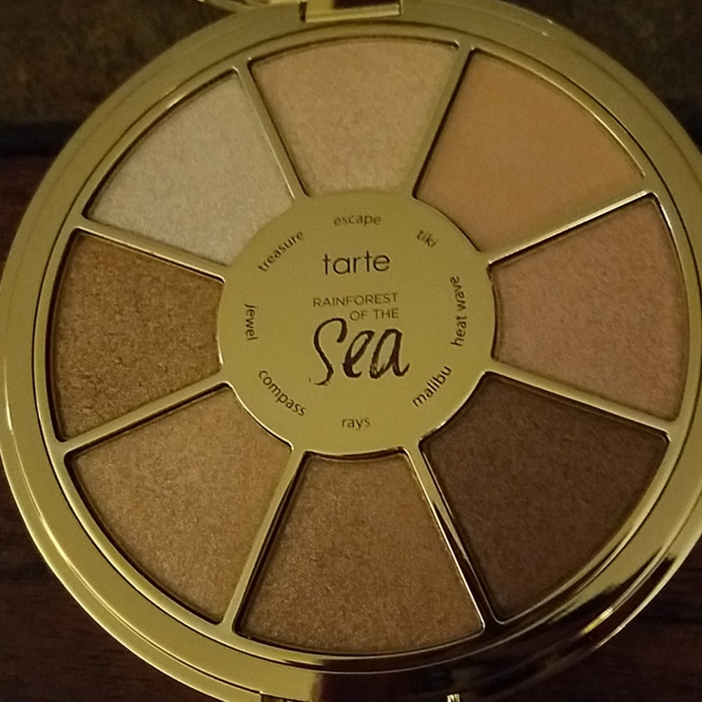 Tarte Rainforest of the sea eye palette
